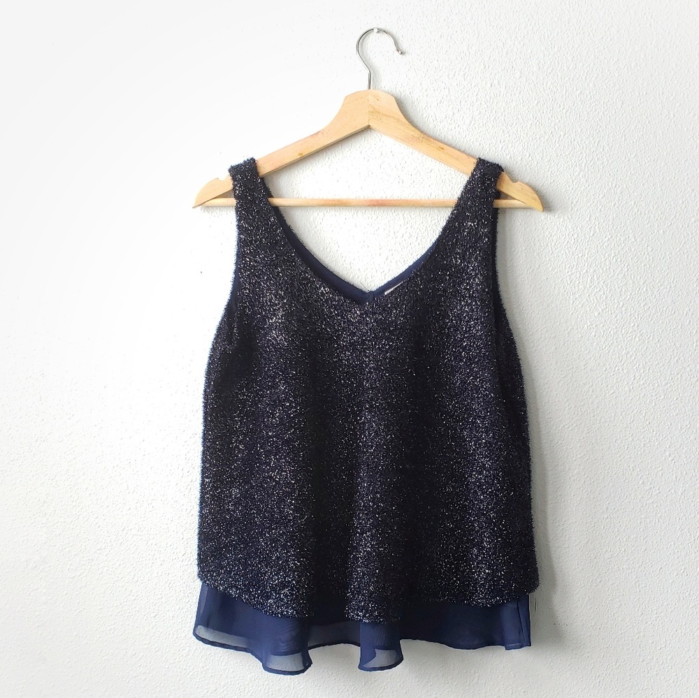 Moon | sleeveless top